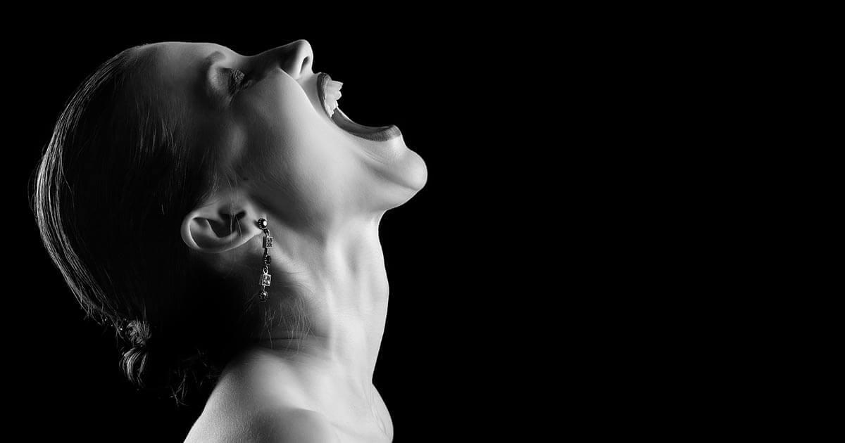 情緒不安定の症状と原因と改善方法 女性ホルモンと情緒不安定の関係 マナラボ