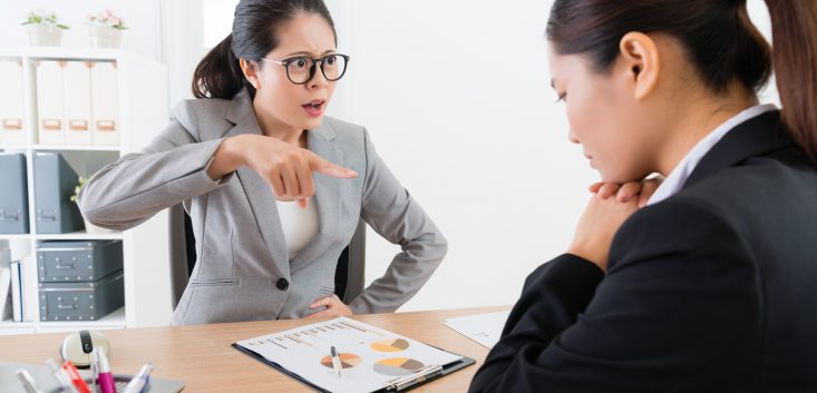 傲慢とはなにか 傲慢な人にならないために気を付けるポイントを解説 マナラボ